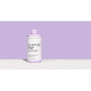 OLAPLEX No. 4P Blonde Enhancer Toning Shampoo
