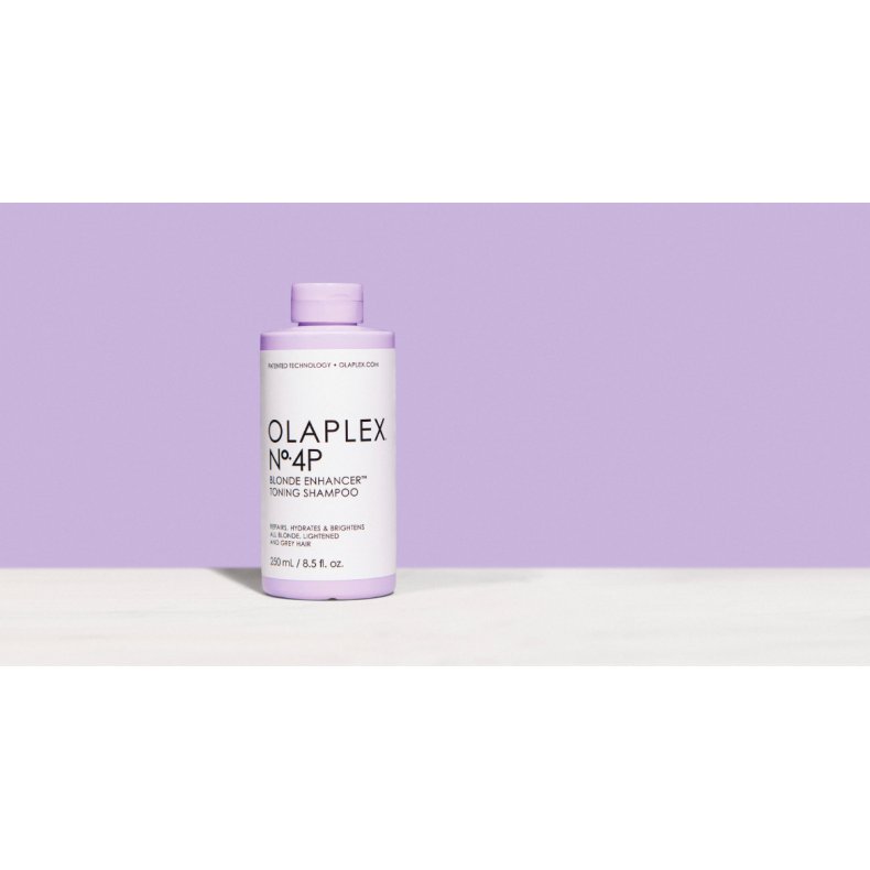 OLAPLEX No. 4P Blonde Enhancer Toning Shampoo